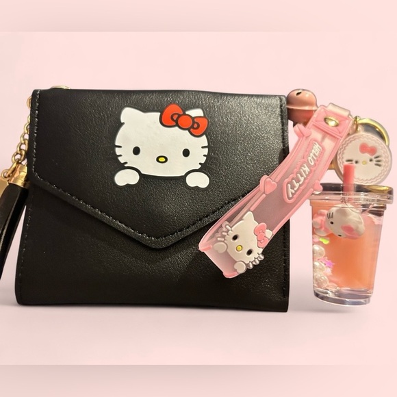 🎀 Hello Kitty Black Mini Wallet w/ Pink Charm Drink Keychain - NEW 🎀 - Picture 2 of 4
